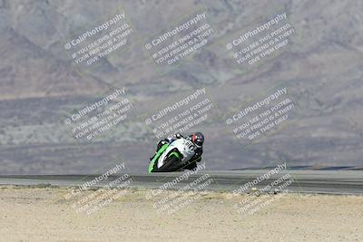 media/Dec-07-2025-CVMA (Sun) [[3e7d2de5dc]]/Race 9-Formula UL Shootout/